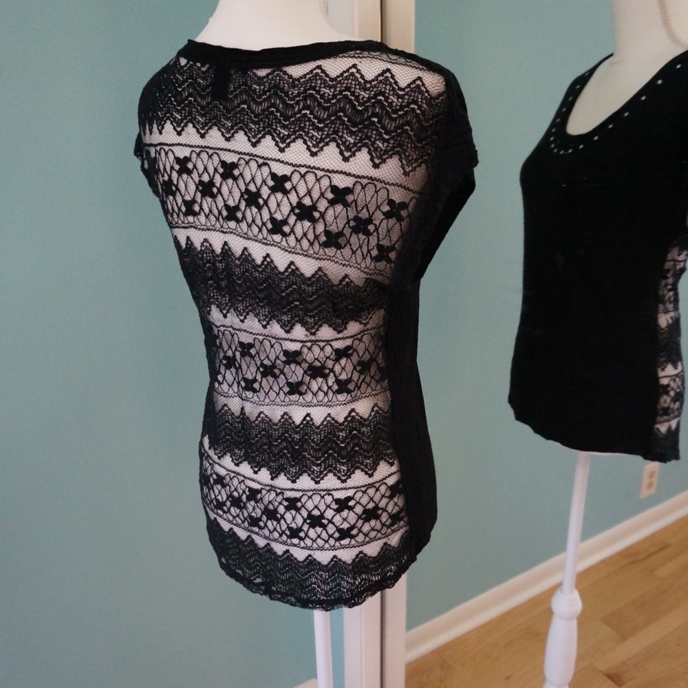 Forever 21 Medium lace back jeweled shirt - Picture 6 of 10